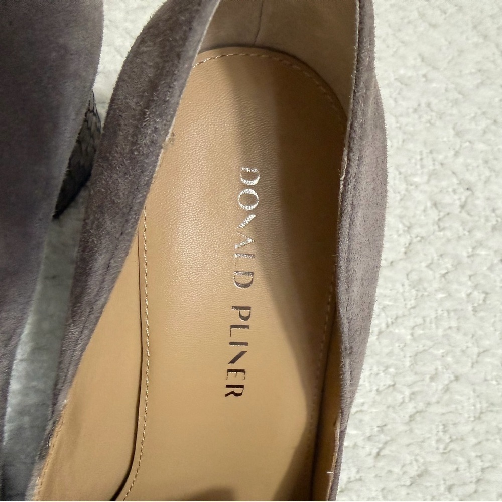 Donald Pliner Caresse Loafer Pump Block Heels Metallic Grey Women’s Size 9.5 - Picture 5 of 8